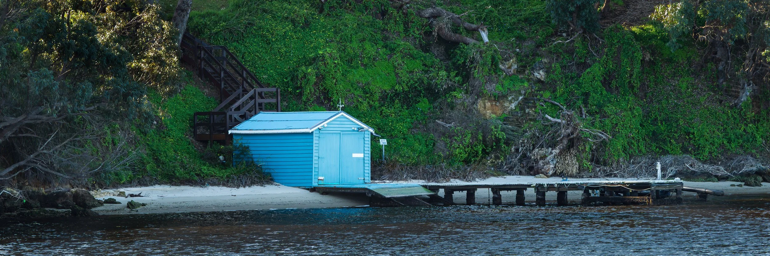 Blue boat shed_.jpg