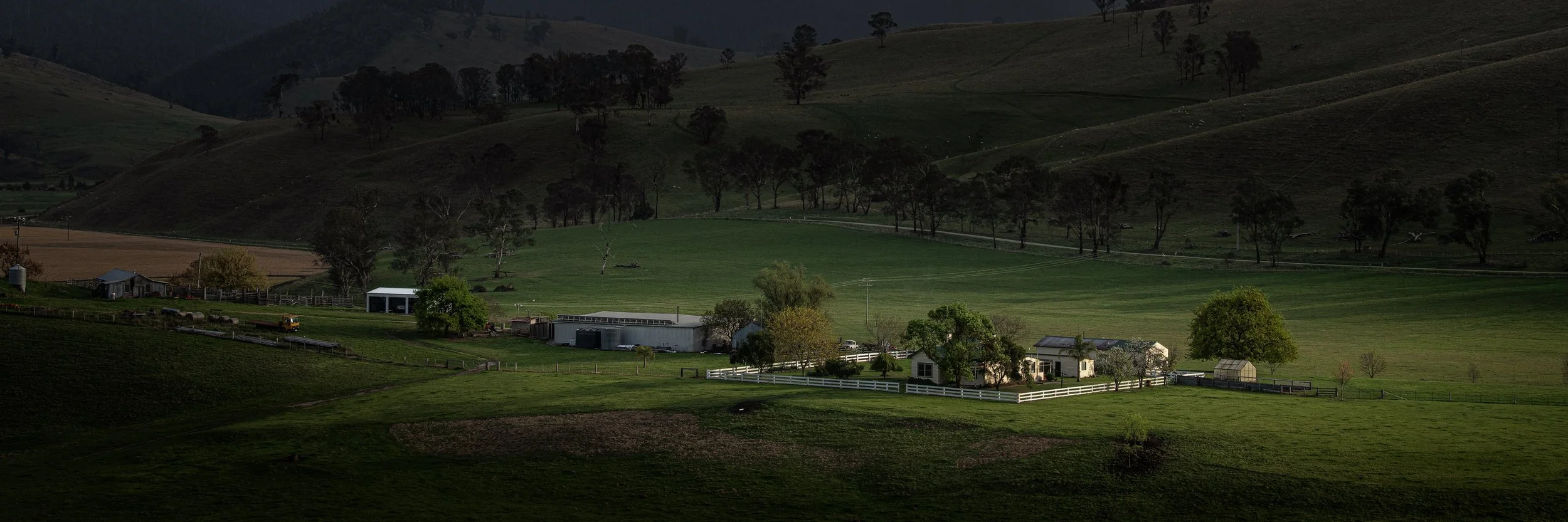 Farmhouse colour (1 of 1).jpg