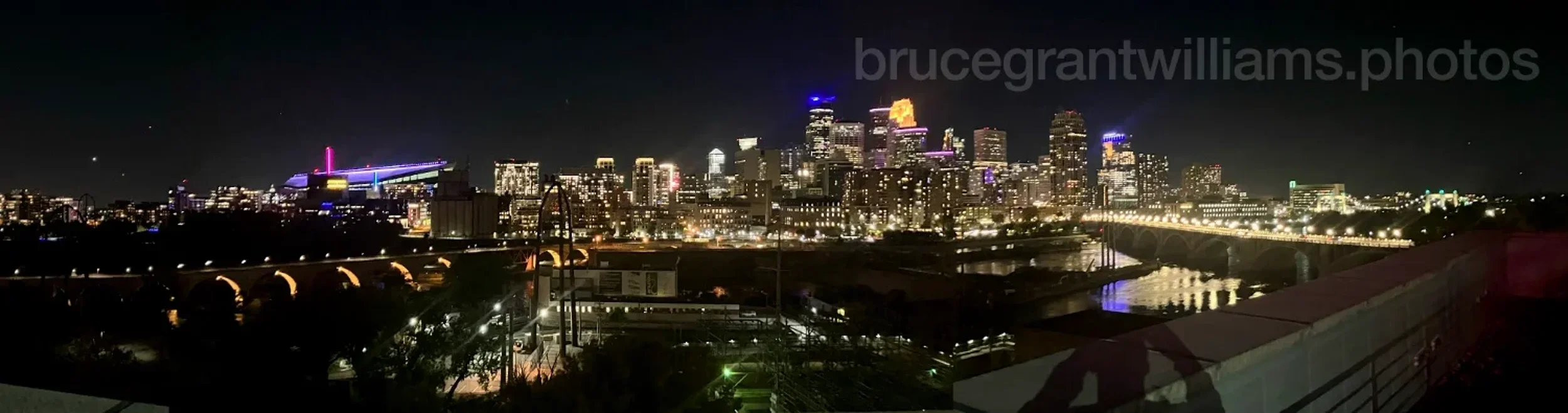 looksee14Night Skyline from Rooftop.webp