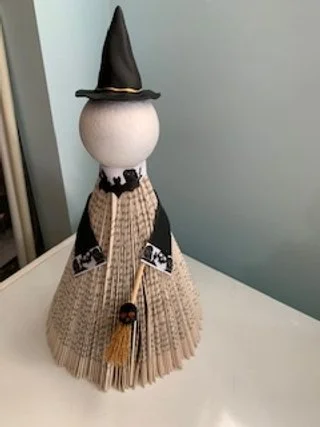 bookwitch 2.jpg