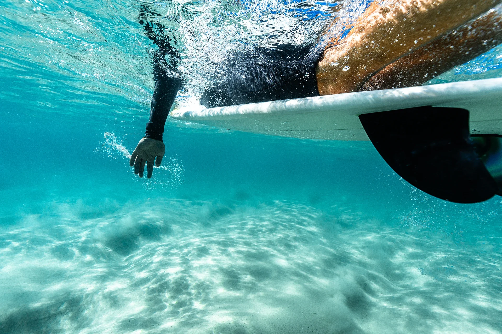 Still Horizon Studio surf photography.