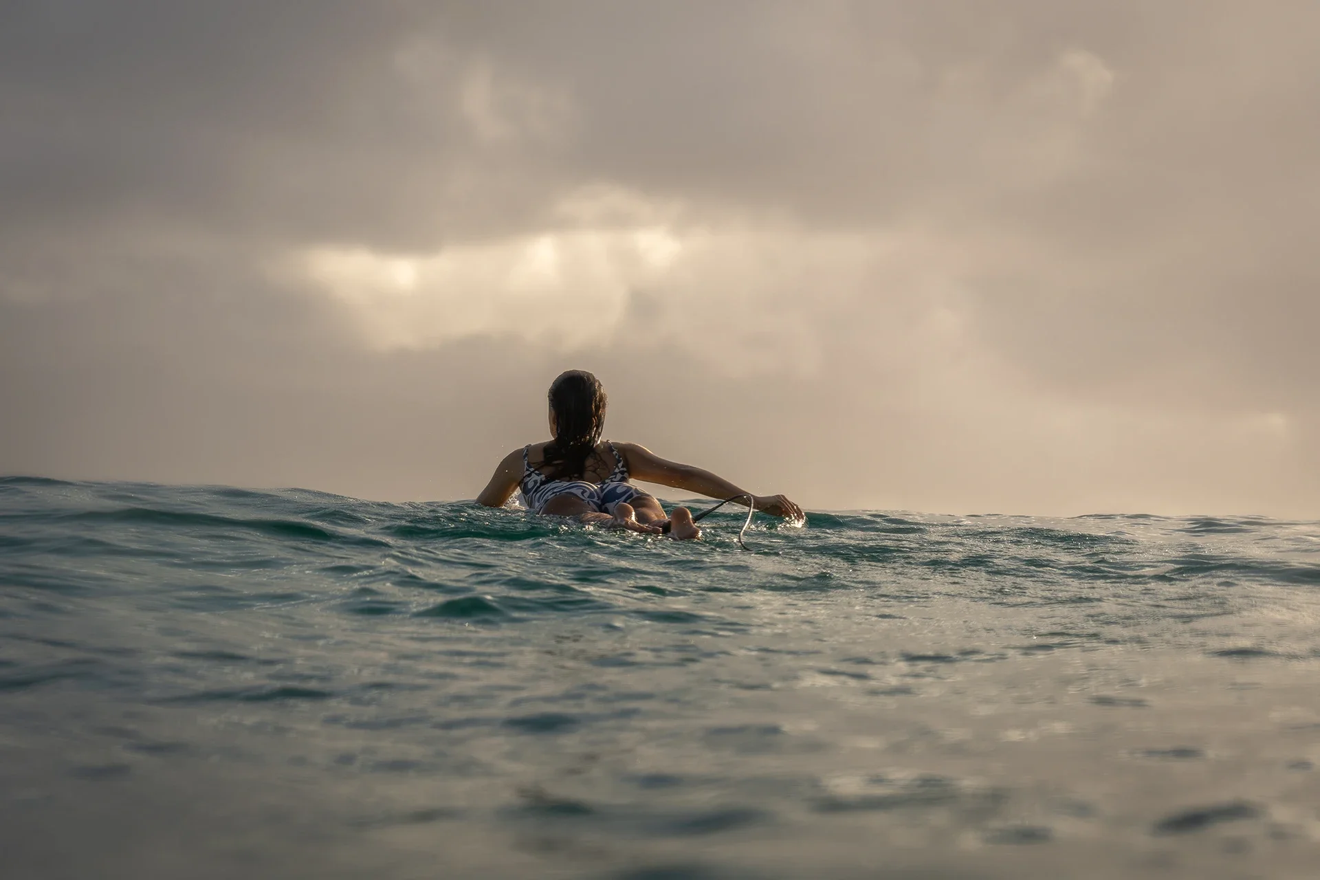 Still Horizon Studio surf photography.
