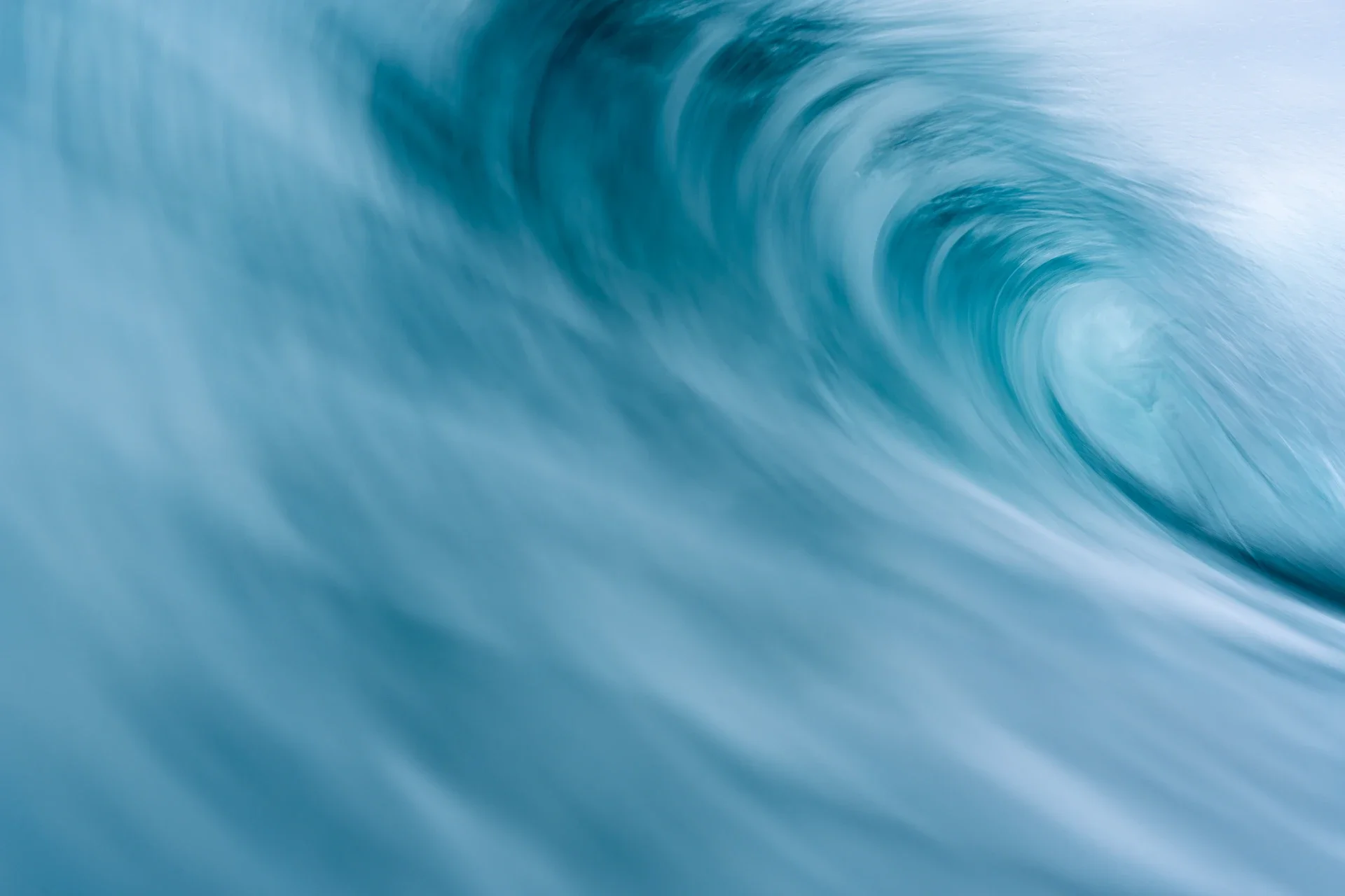 Still Horizon Studio surf photography.
