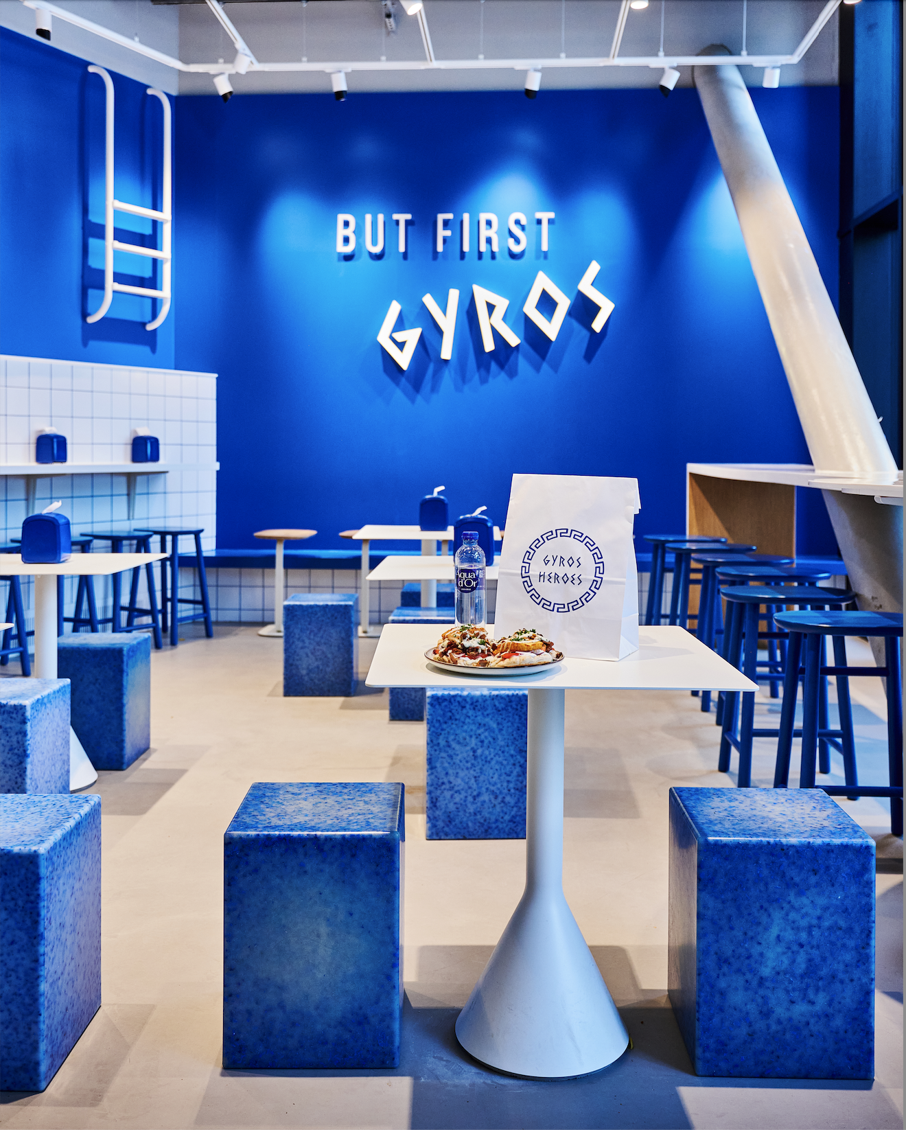 Gyros Heroes  Indretning og design  MP Design Studio Tidligere MP Graphic studio