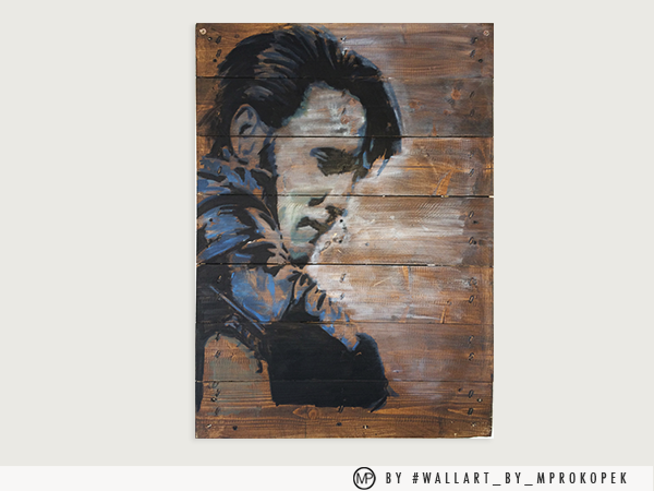 MP Design Studio, Marie Prokopek. ”68'er Comeback” Elvis Presley, portræt på palletræ. akryl på palletra. Portrætmaleri på bestilling.
Indretning design indretningsarkitekt.