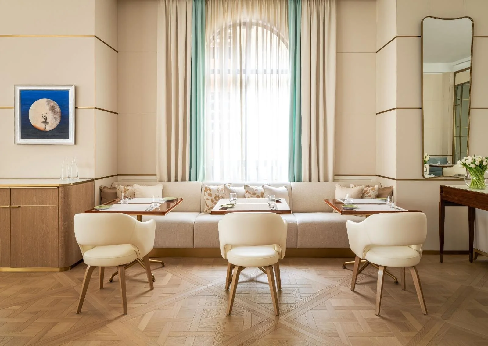 Lanson Place Causeway Bay Dining