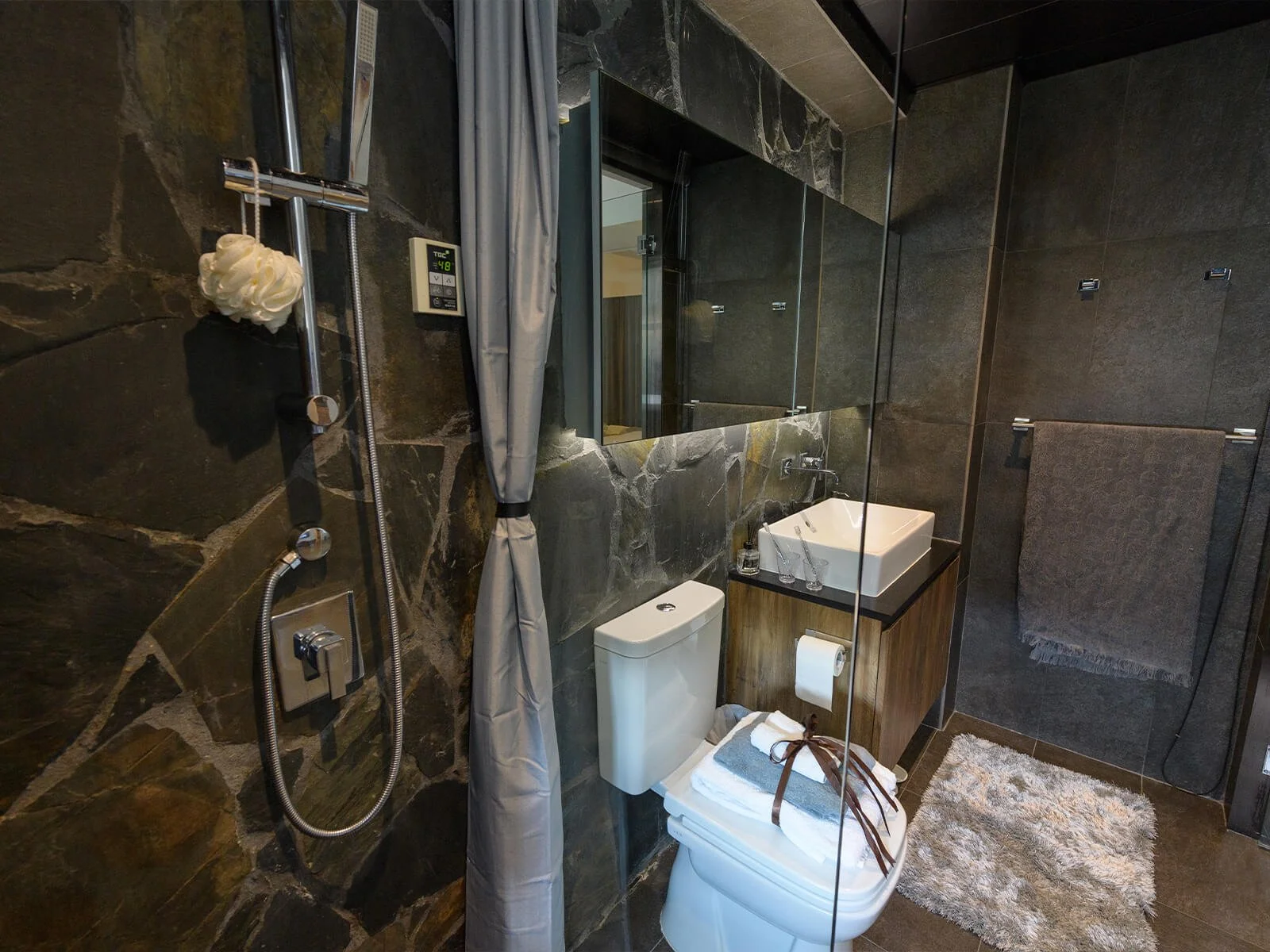 Causeway Bay Service Apartment