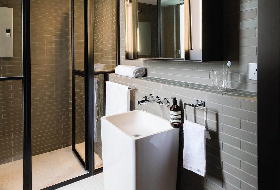 Beak Terrace Bathroom Serviced Apartment North Point