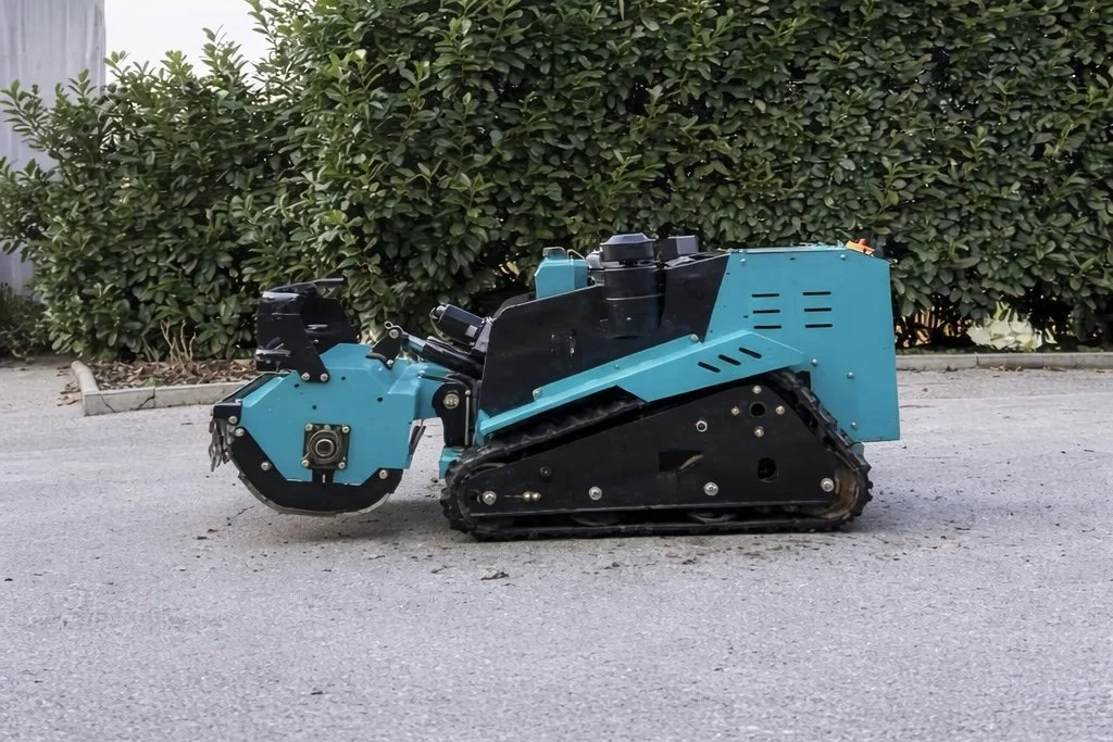 Daljinsko voden profesionalni diesel mulčar Božiči FRN-PRO