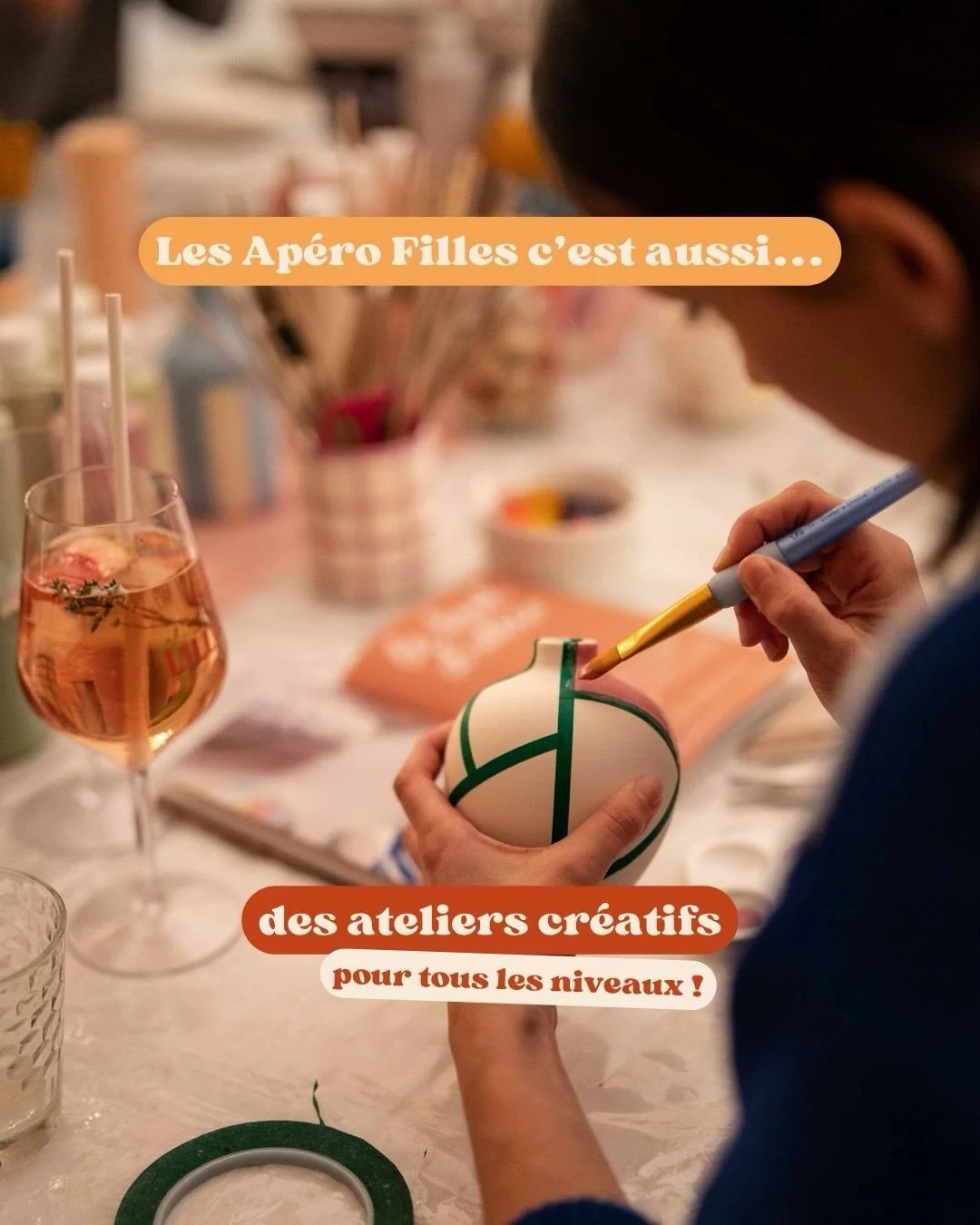 Gr&acirc;ce aux Ap&eacute;ro Filles, tu peux tester chaque mois des ateliers cr&eacute;atifs : ceux que tu vois passer depuis des semaines sur les r&eacute;seaux, ceux que tu as toujours voulu faire, ceux que tu as fait pendant des ann&eacute;es et c