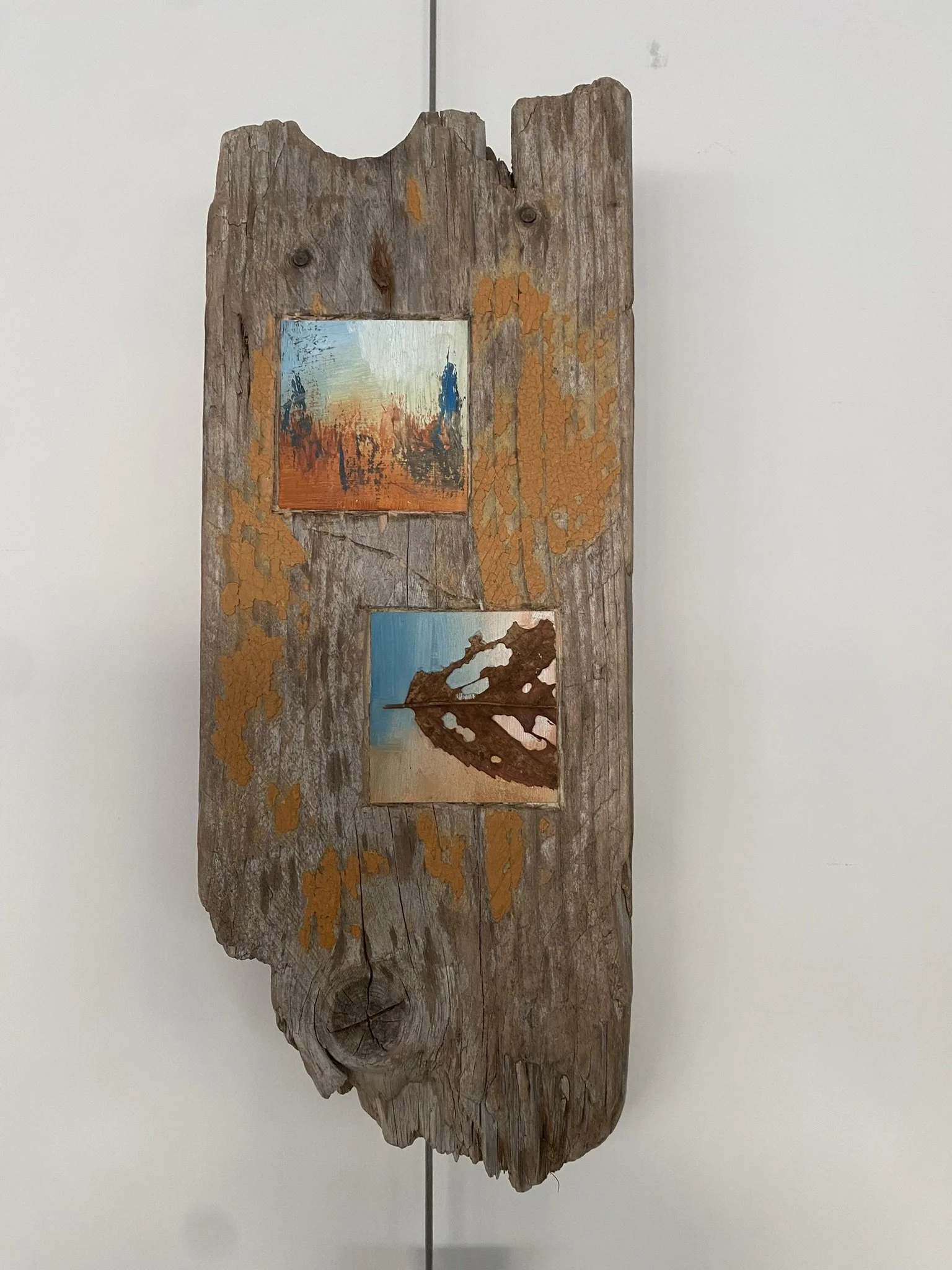 Olieverf op papier (7 x 7 cm) uitgehaktin hout 15 x 38 cm, niet te koop