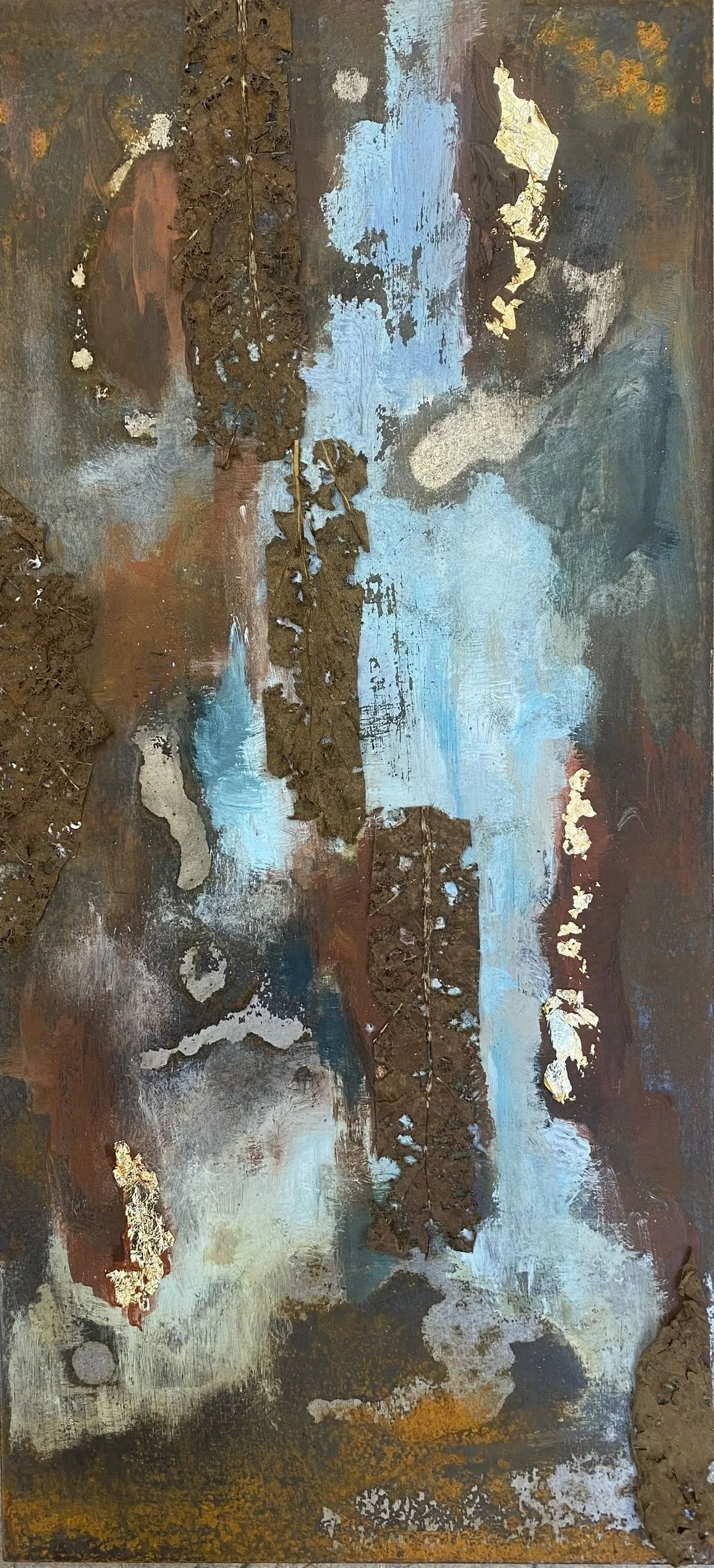 Bladeren/bladgoud/acryl op staal, 20 x 43 cm - € 155,-