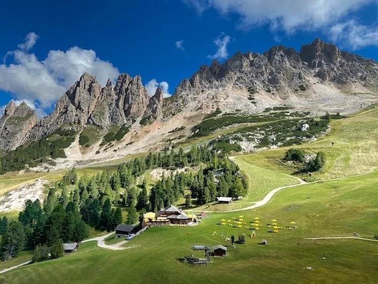 Dolomites1.jpg