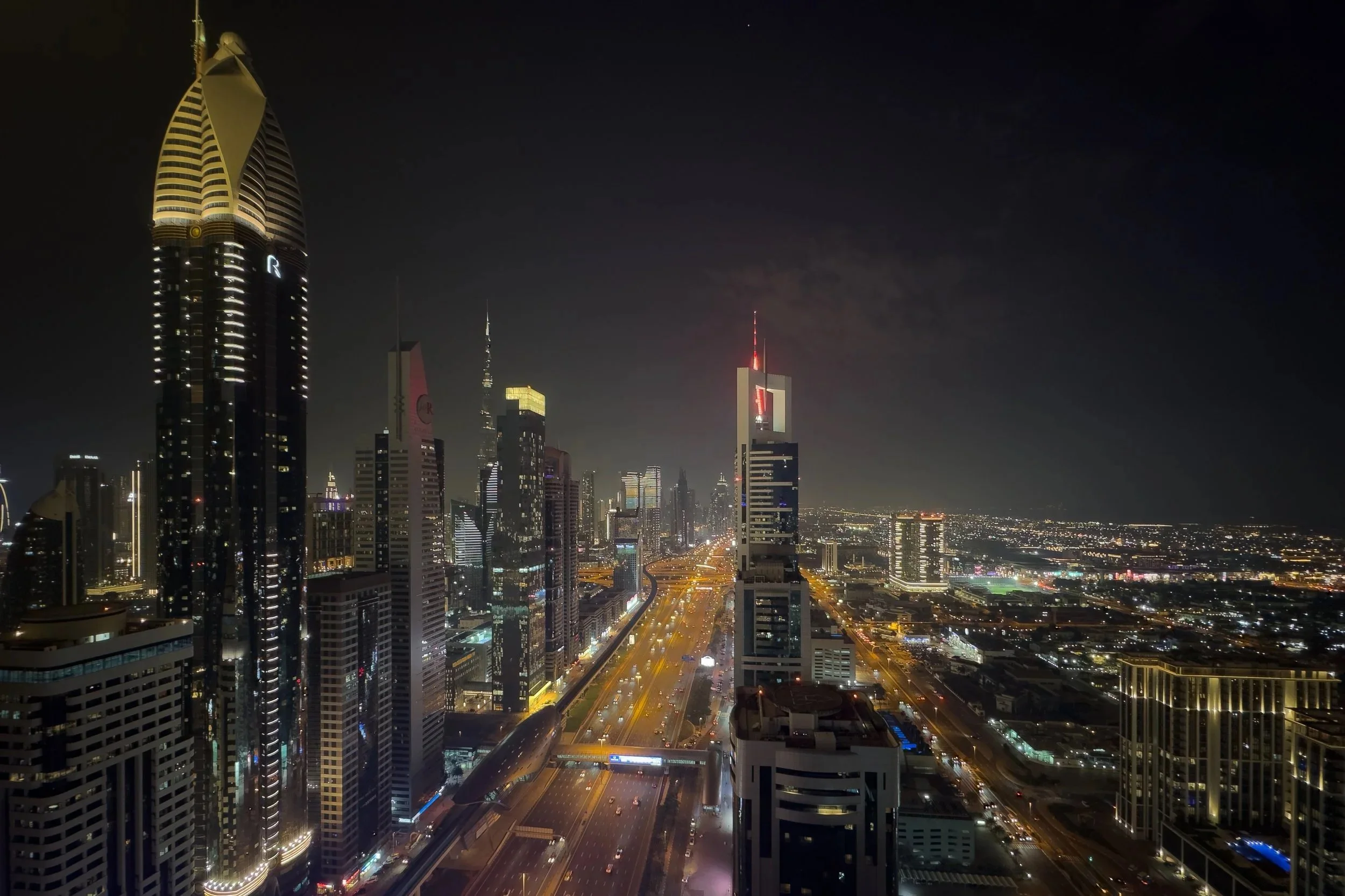 Dubai by night