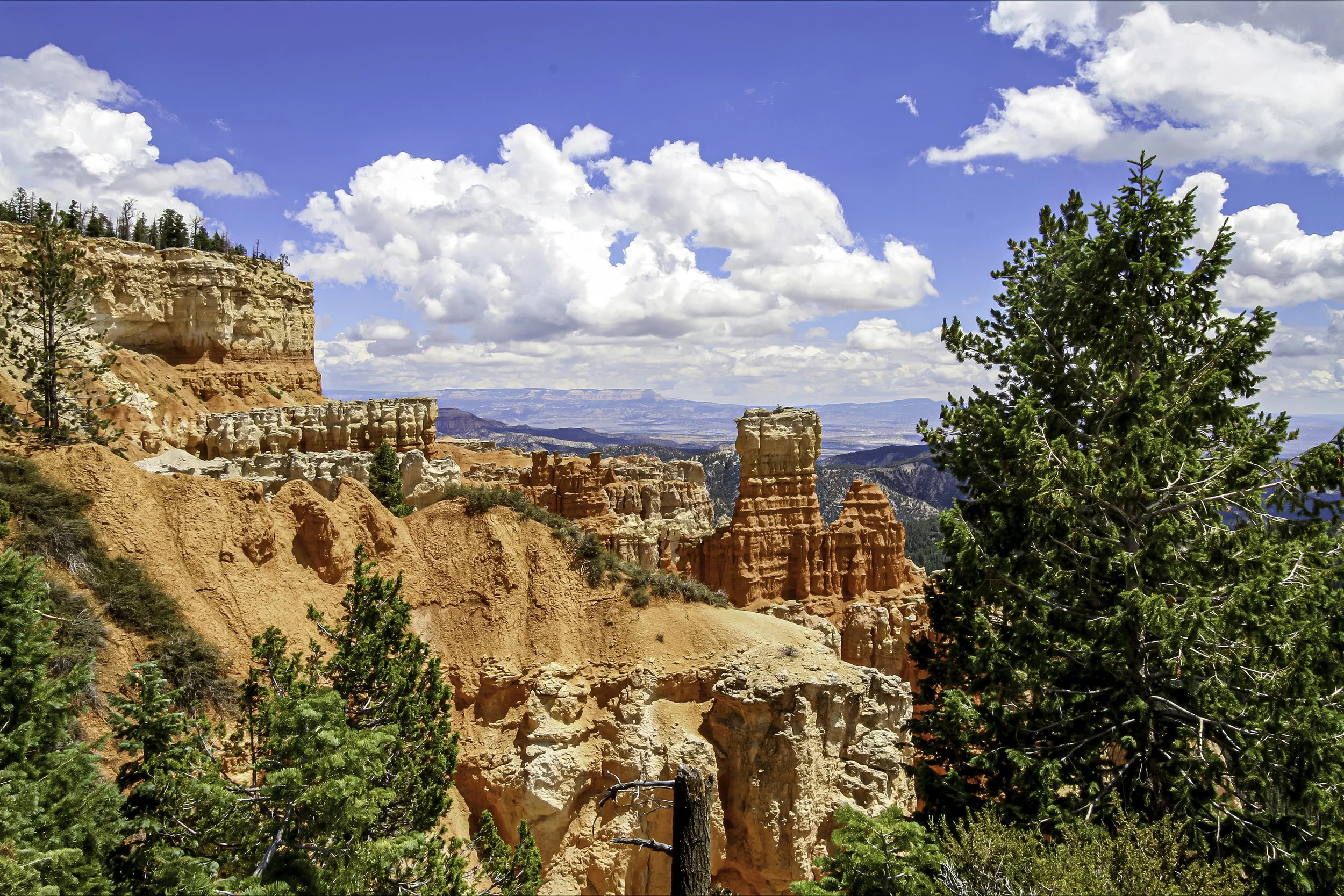 Bryce Canyon, USA.jpg