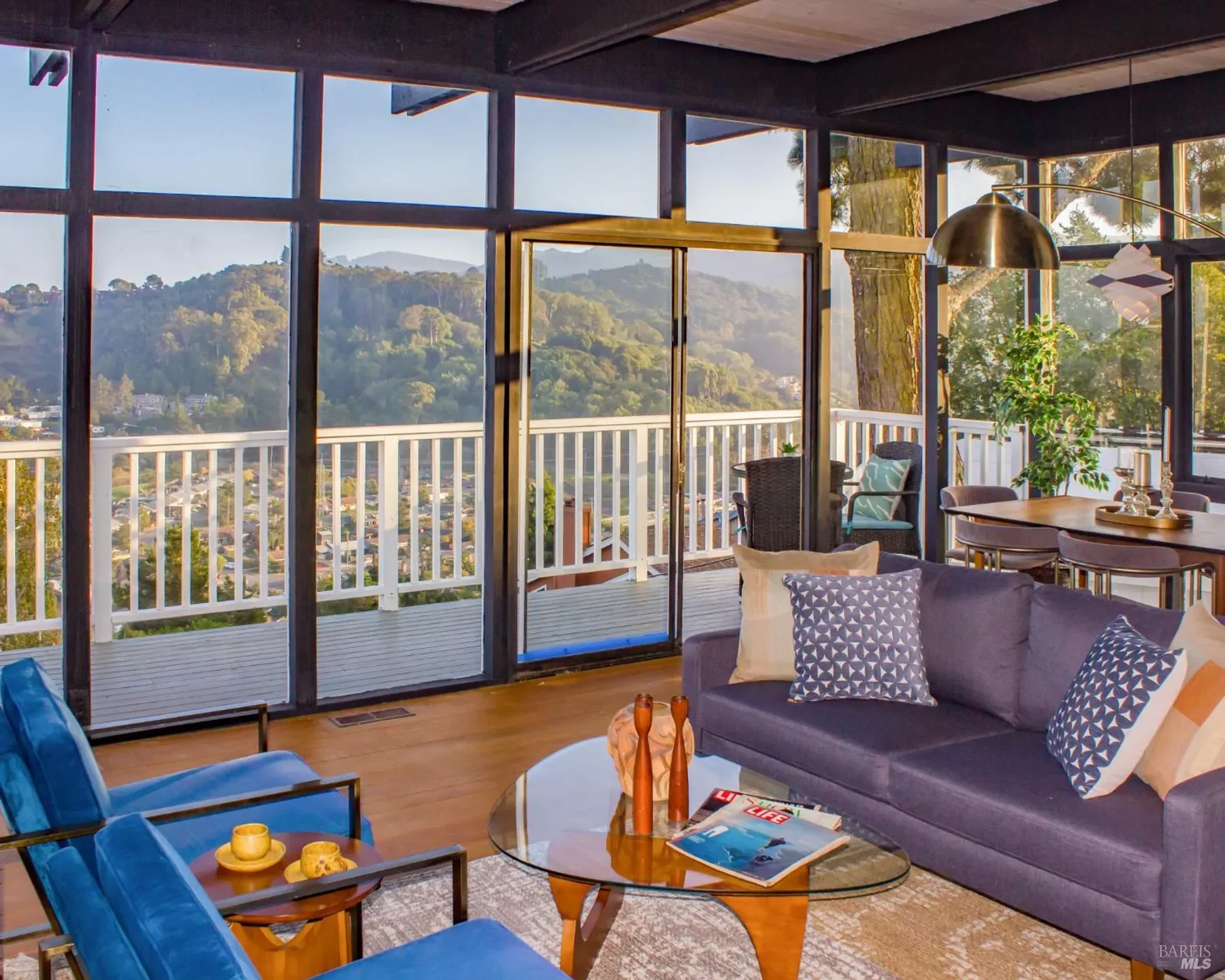 Living room (2).webp