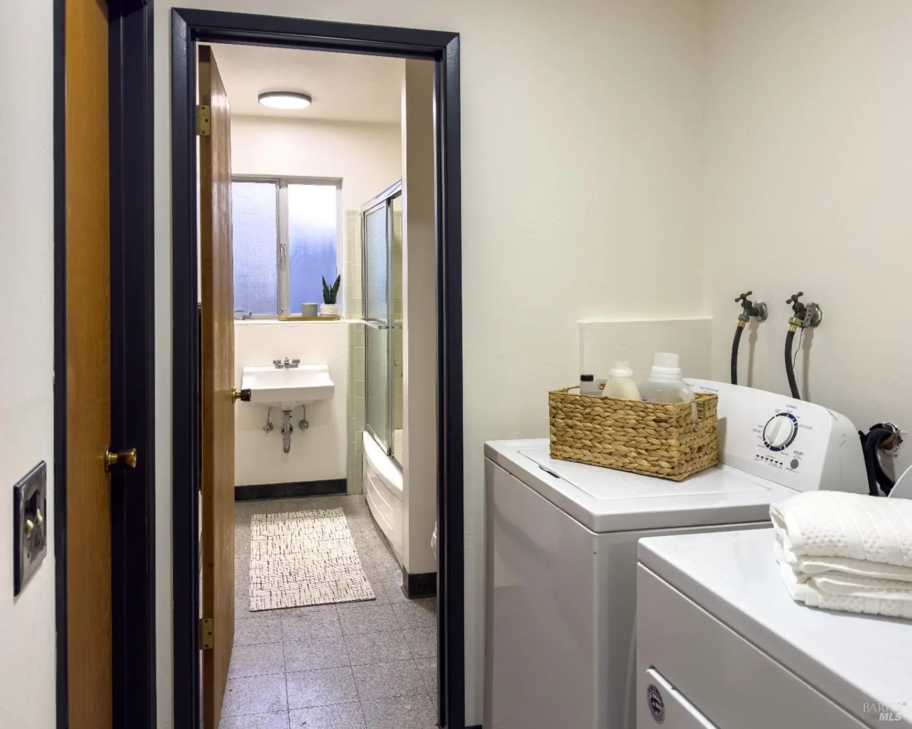 laundry room (1).webp