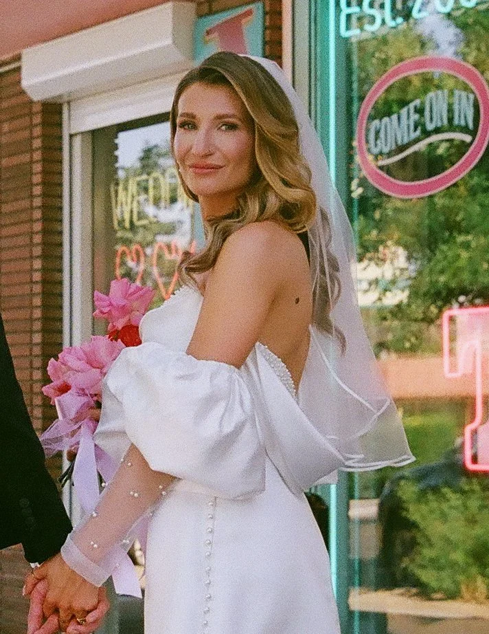 Carla reel the love love about story