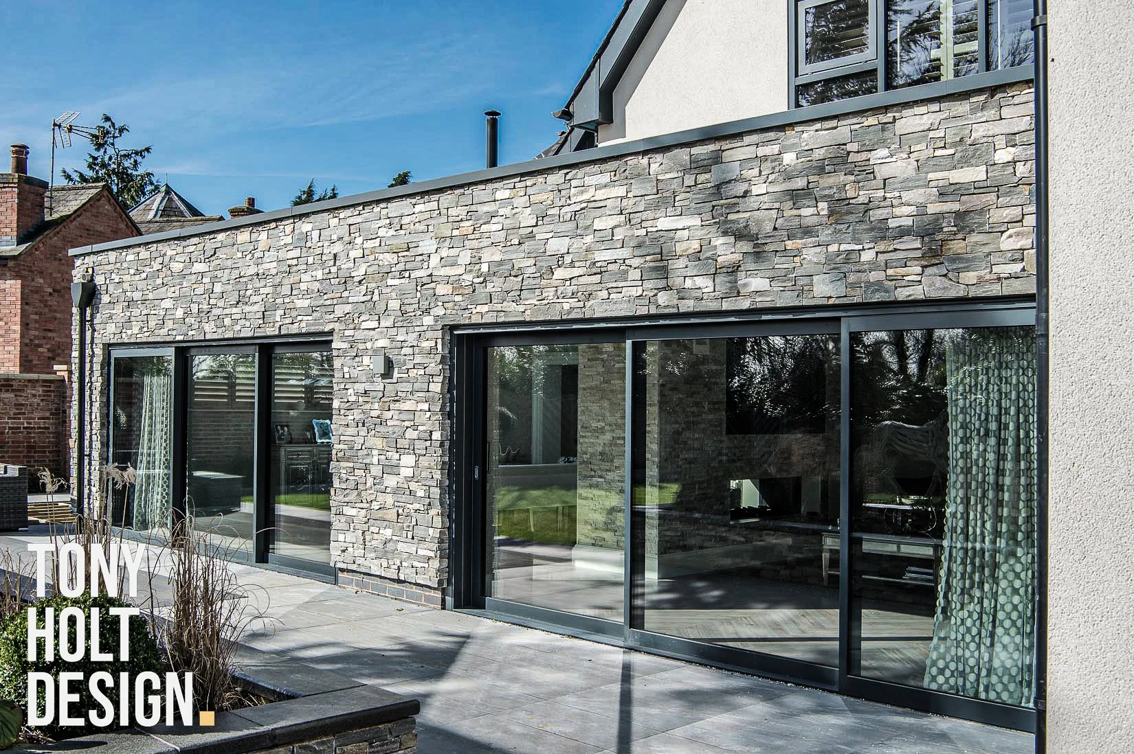 TONY_HOLT_DESIGN_SELF_BUILD_COURTYARD (14).jpg