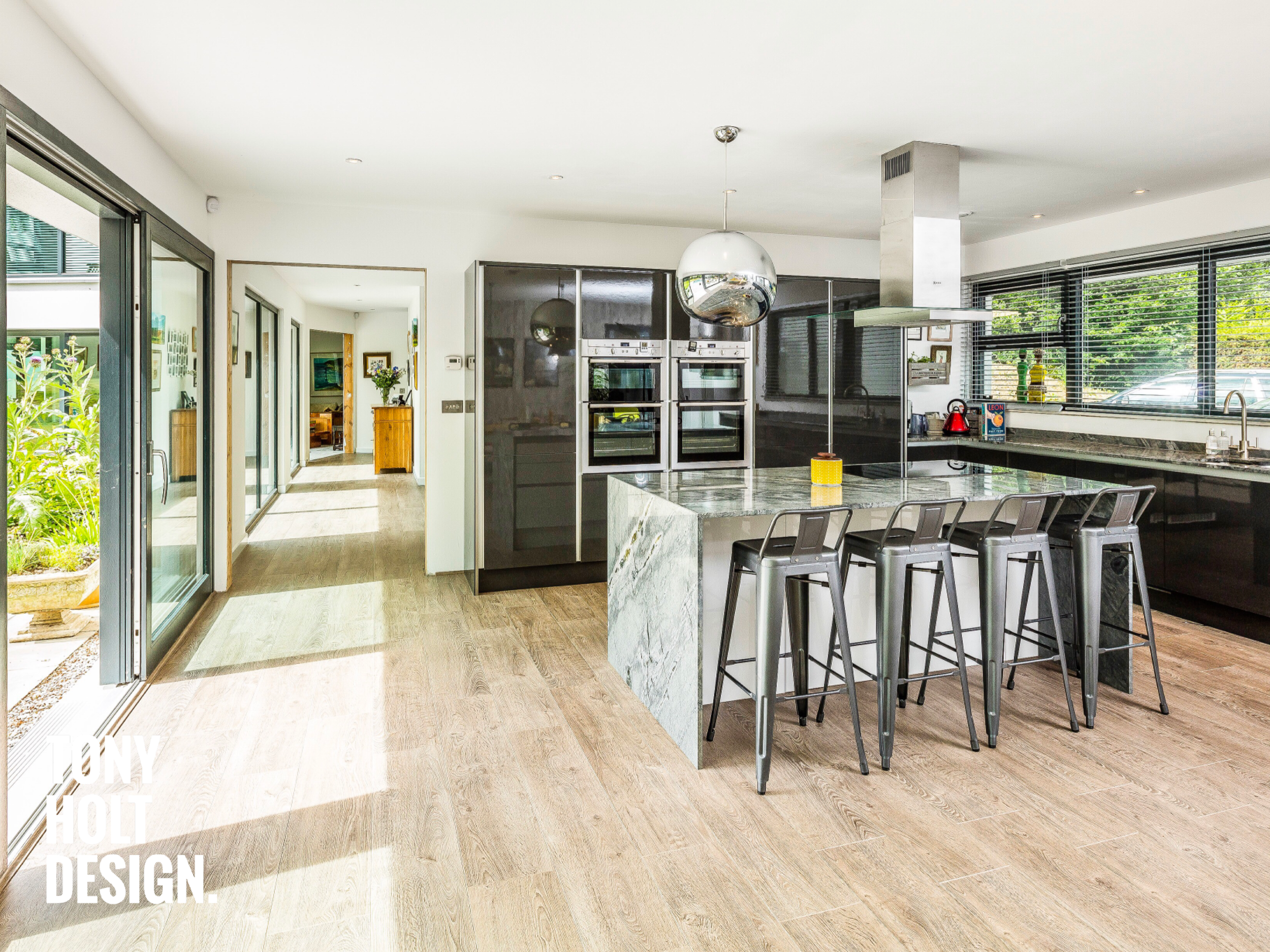 TONY_HOLT_DESIGN_SELF_BUILD_KAWARTHA_LODGE (9).png