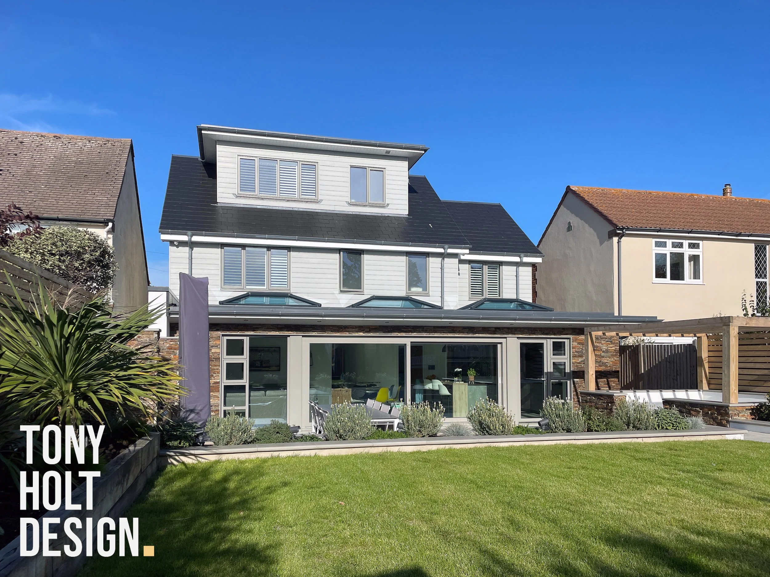 TONY_HOLT_DESIGN_BROADWAY_EXTENSION (1).jpg