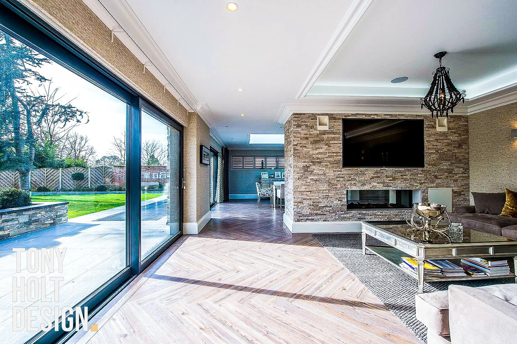 TONY_HOLT_DESIGN_SELF_BUILD_COURTYARD (4).jpg