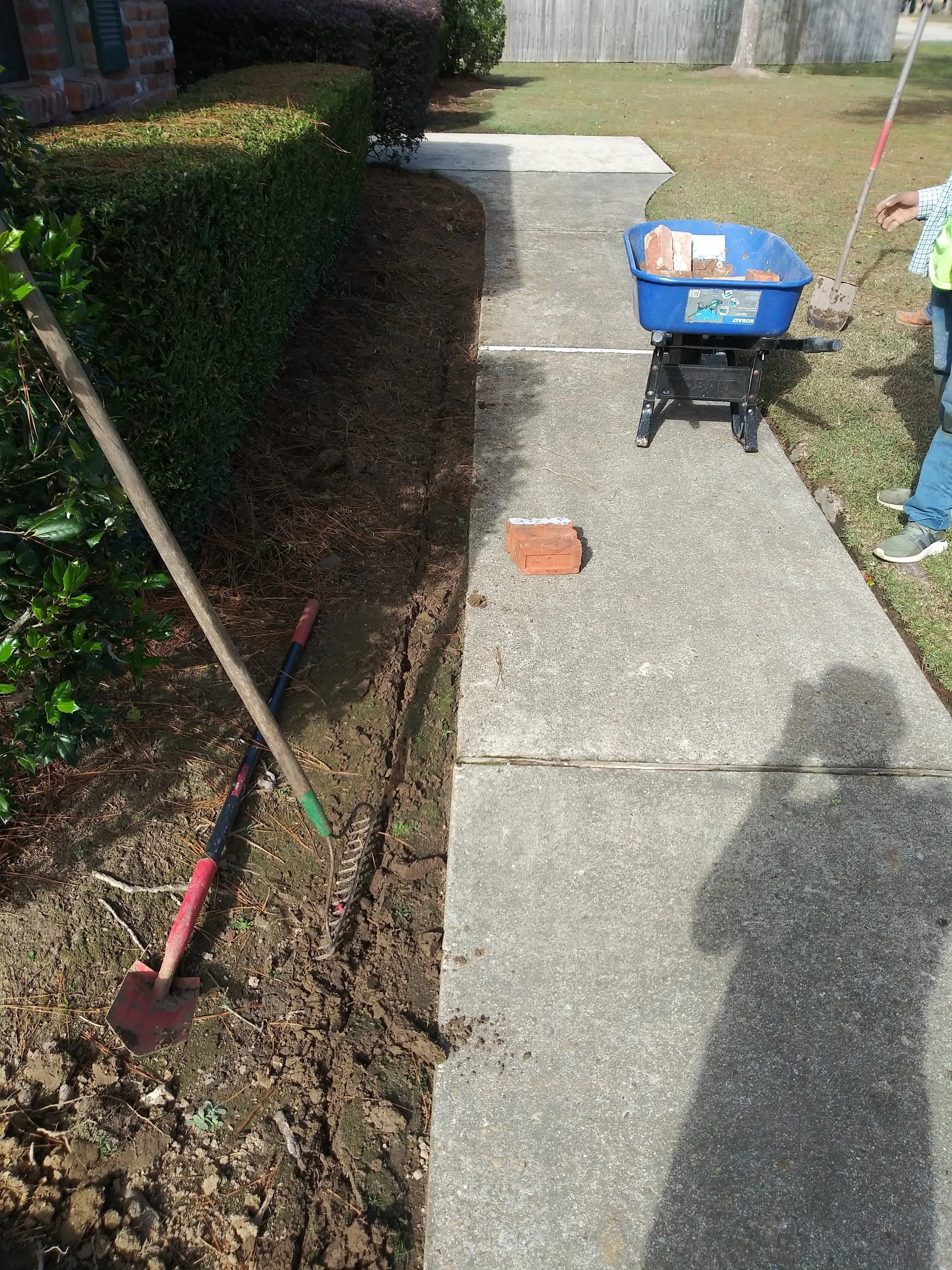 garden brick border installation