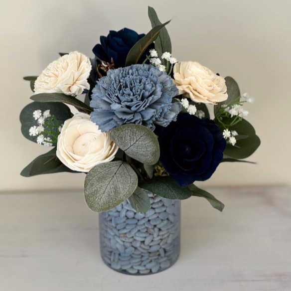 The Midnight & Cream Sola Wood Arrangement