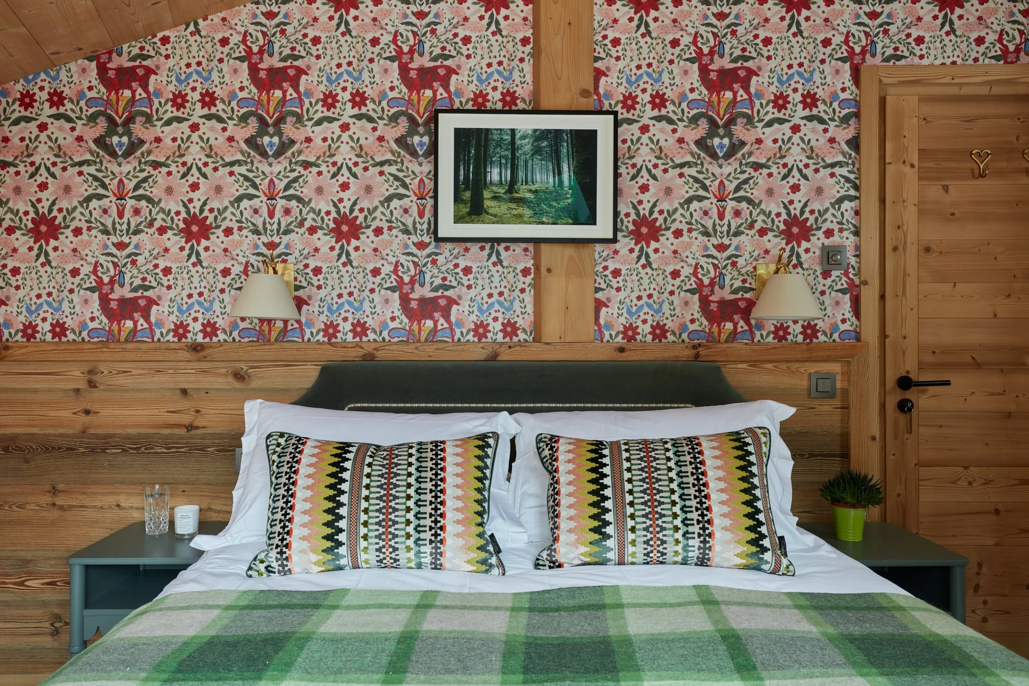The clients eclectic style was reflected in this beautiful alpine themed wallpaper 