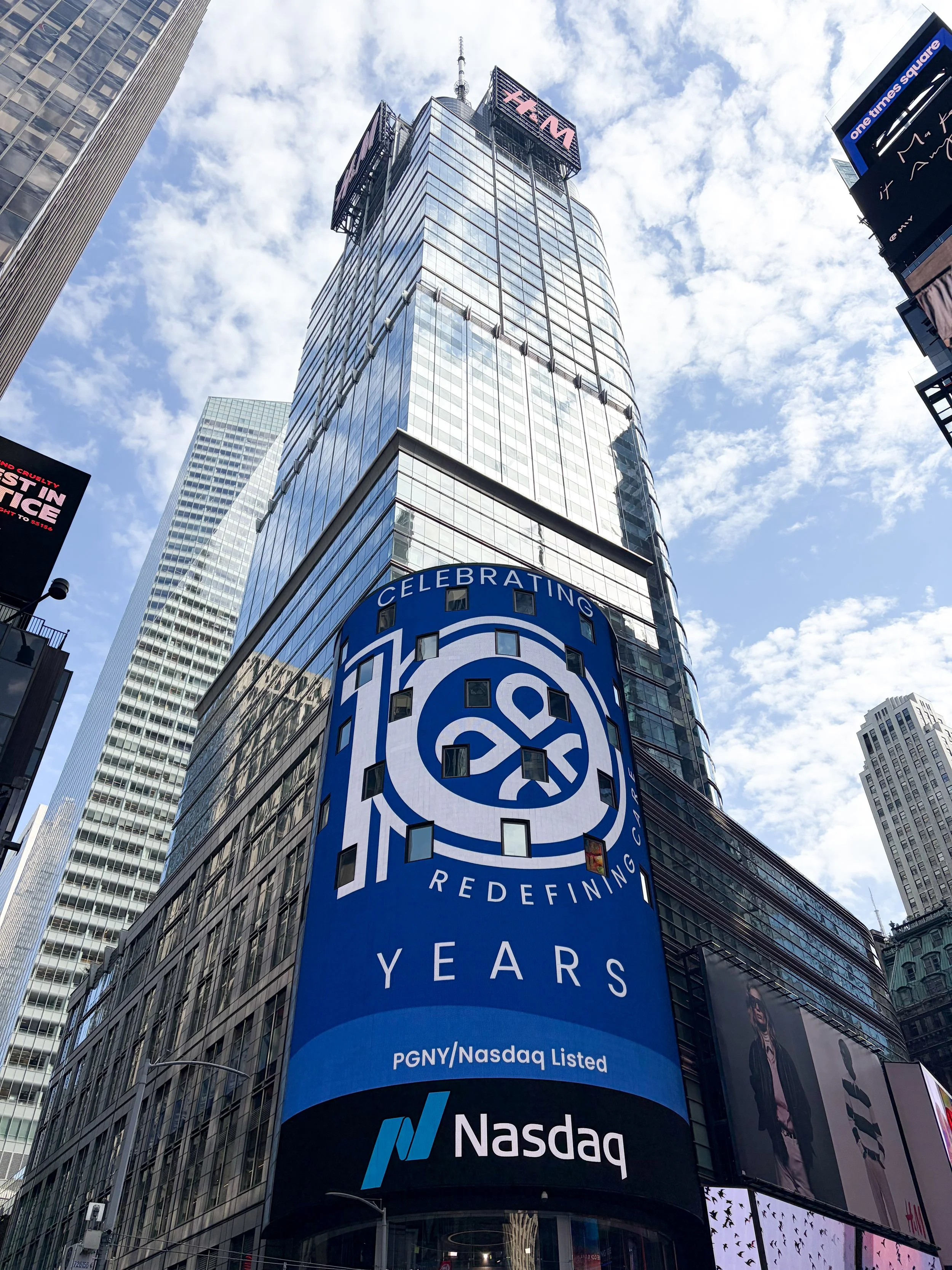 Progyny x Nasdaq Tower - National Infertility Awareness Week Campaign