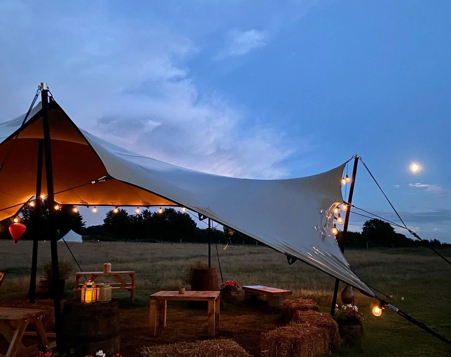 Stretch_Tent_Dusk.jpeg