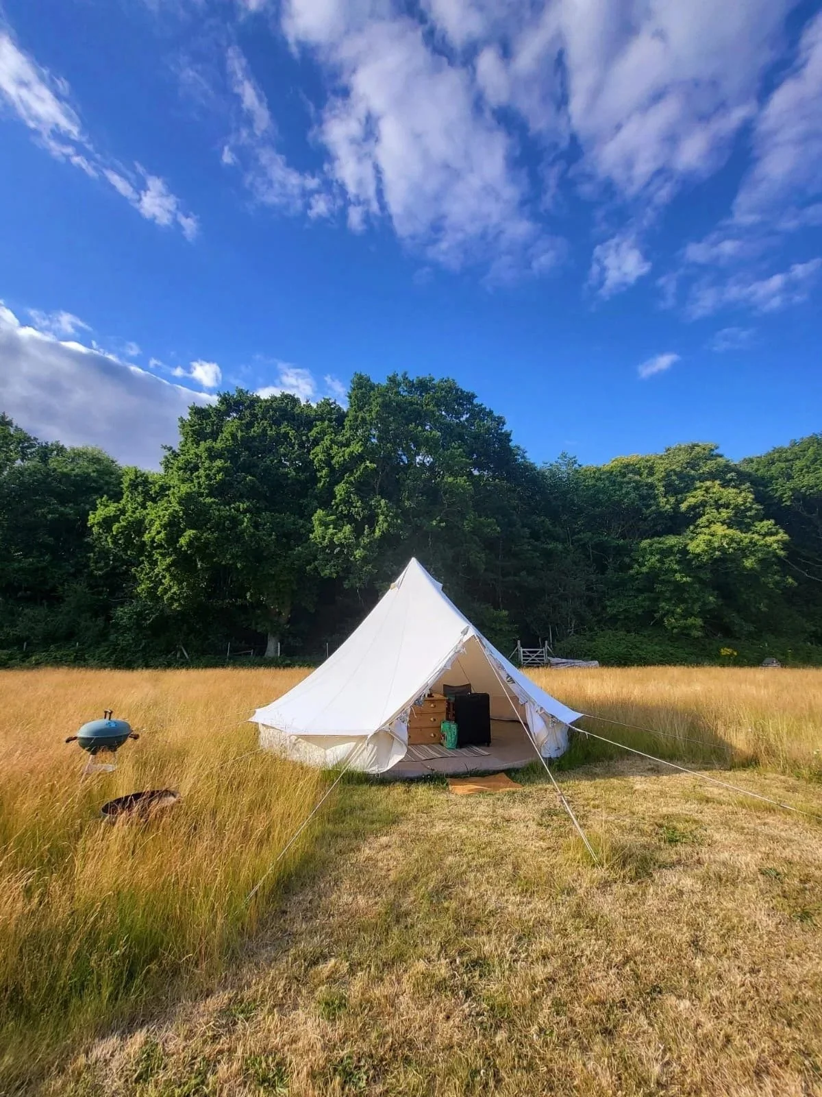 imgi_3_Single_Tent_Blue_sky.jpg
