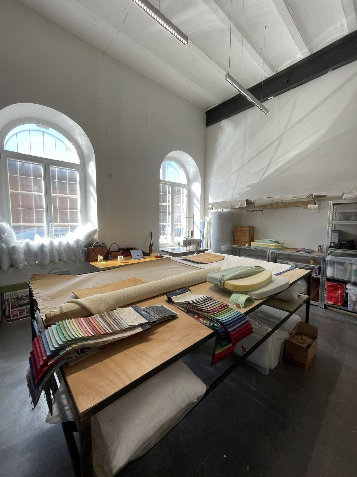sylvia-louisiade-atelier-interieur-table.jpg