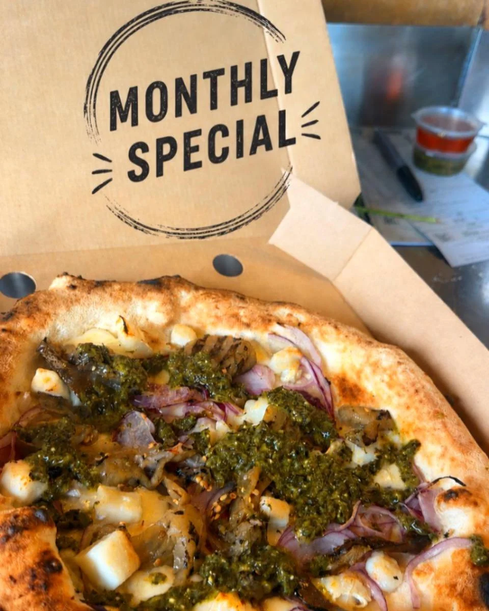 May monthly special - Aubergine, goat&rsquo;s cheese and pesto 🐐🍕

#bonnis #pizza #bonnispizza #may #thismay #monthlyspecial #special #northwales #localbusiness #support #pizzalovers #neopolitanpizza