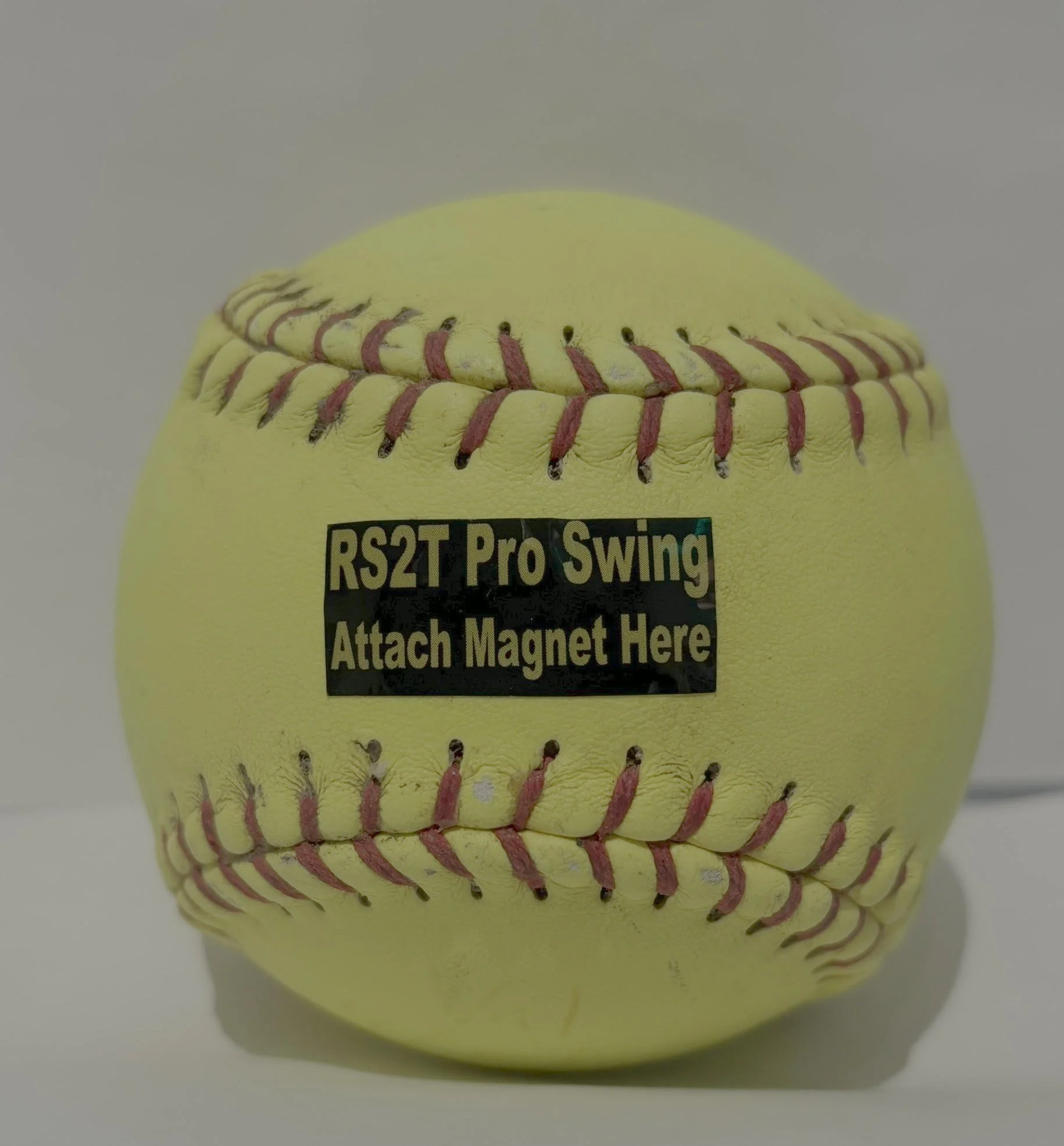 RS2T Softballs  per dozen
