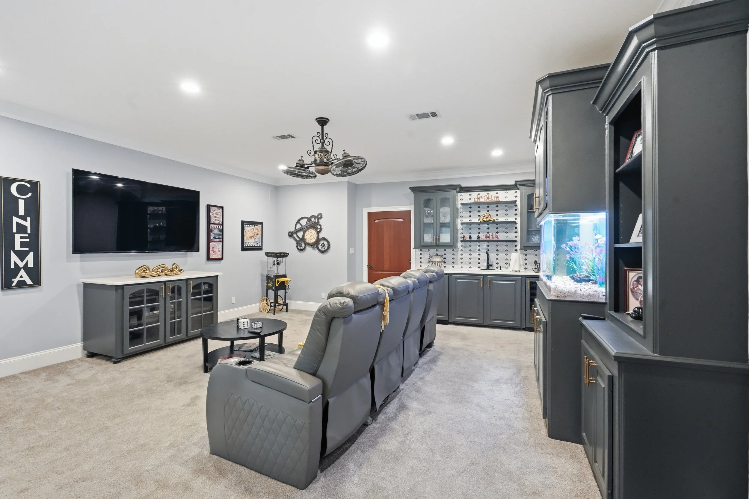301_Pinehurst_Cir_056.jpg