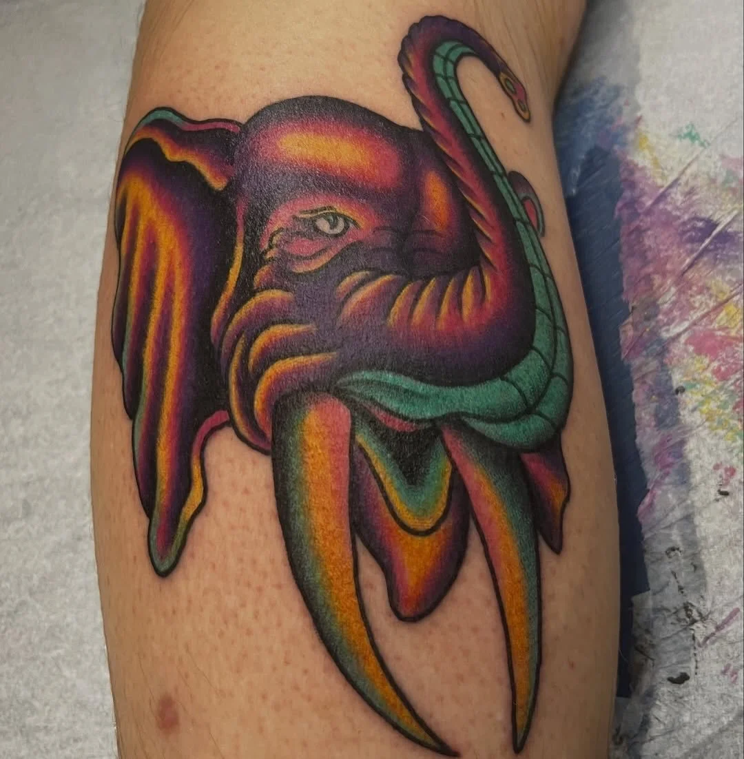 It&rsquo;s a Little cold and gross out today, so take a look at this beautiful bright elephant @zakmckinneytattoo made!
We are open today and everyday 12-10pm. Walk-ins encouraged!

#614 #tattoo #tattooartist #tattooer #tattooshop
