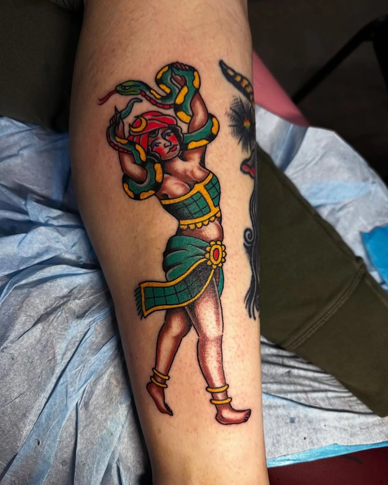 While @bcblevinstattooer welcomes all styles, if the classics are what you want the Brandon has got you covered.

12-10pm
7 days a week
Walk-ins encouraged

#614 #tattoos #tattooshop #tattooartist #columbusohio