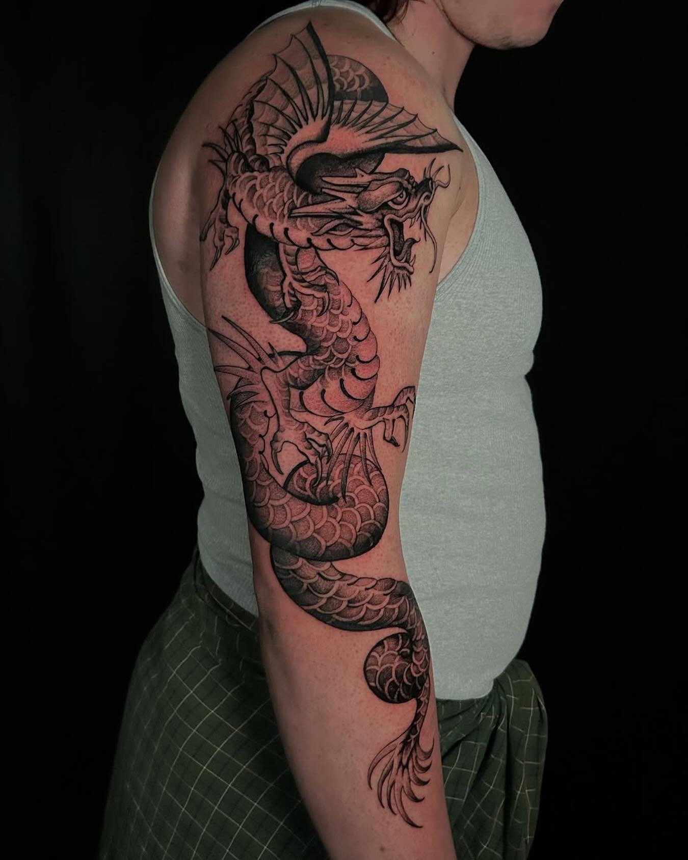 You like dragons? Us too! So check out this sick one that @malubiana made!

12-10pm
7 days a week
All styles welcome
Walk-ins encouraged

#614 #tattoo #dragon #tattooartist #shortnorthartsdistrict