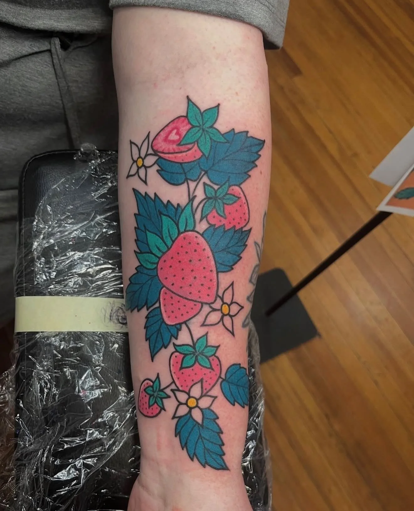 Have a tattoo you need covered? Why not choose @zakmckinneytattoo His cover-ups will make something out of&hellip;.. whatever the hell this was. Swipe to see the before picture. 

#coveruptattoo #strawberries #tattoo #boldwillholdforever