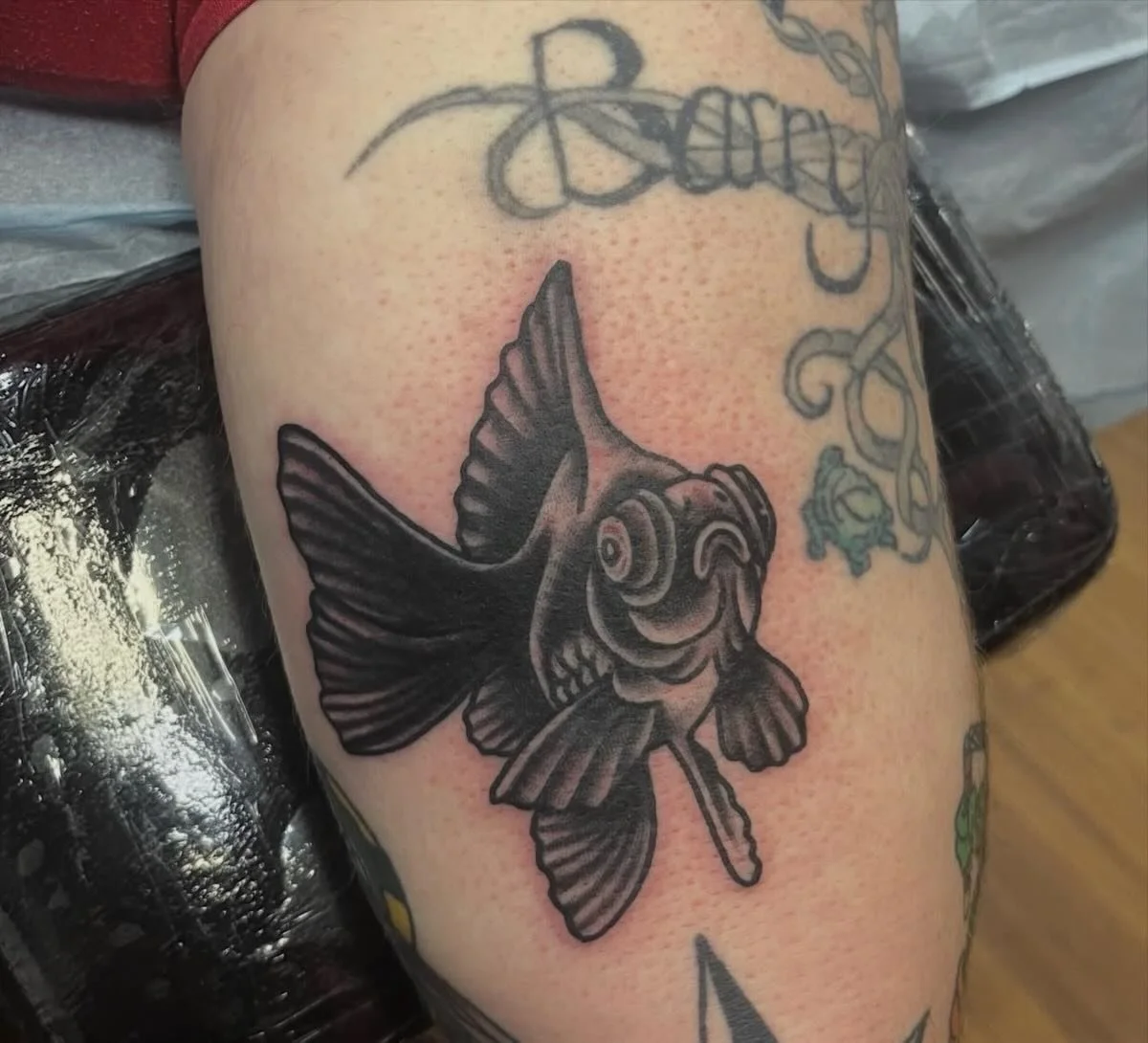 There are plenty of fish in the sea&hellip;. and @zakmckinneytattoo will be there to tattoo them when you find them. 

#fishtattoo #fish #tattoo #rainbowtrout #catfish