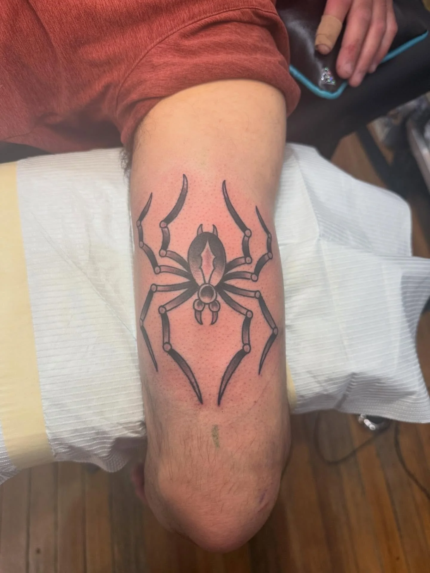 Here are a few recent ones from @shakey_blake showcasing his versatility and skill. Come see Blake any Sunday, Monday, Wednesday or Saturday. 

#spider #mrpotatohead #kewpie #mothergoose #tattoo