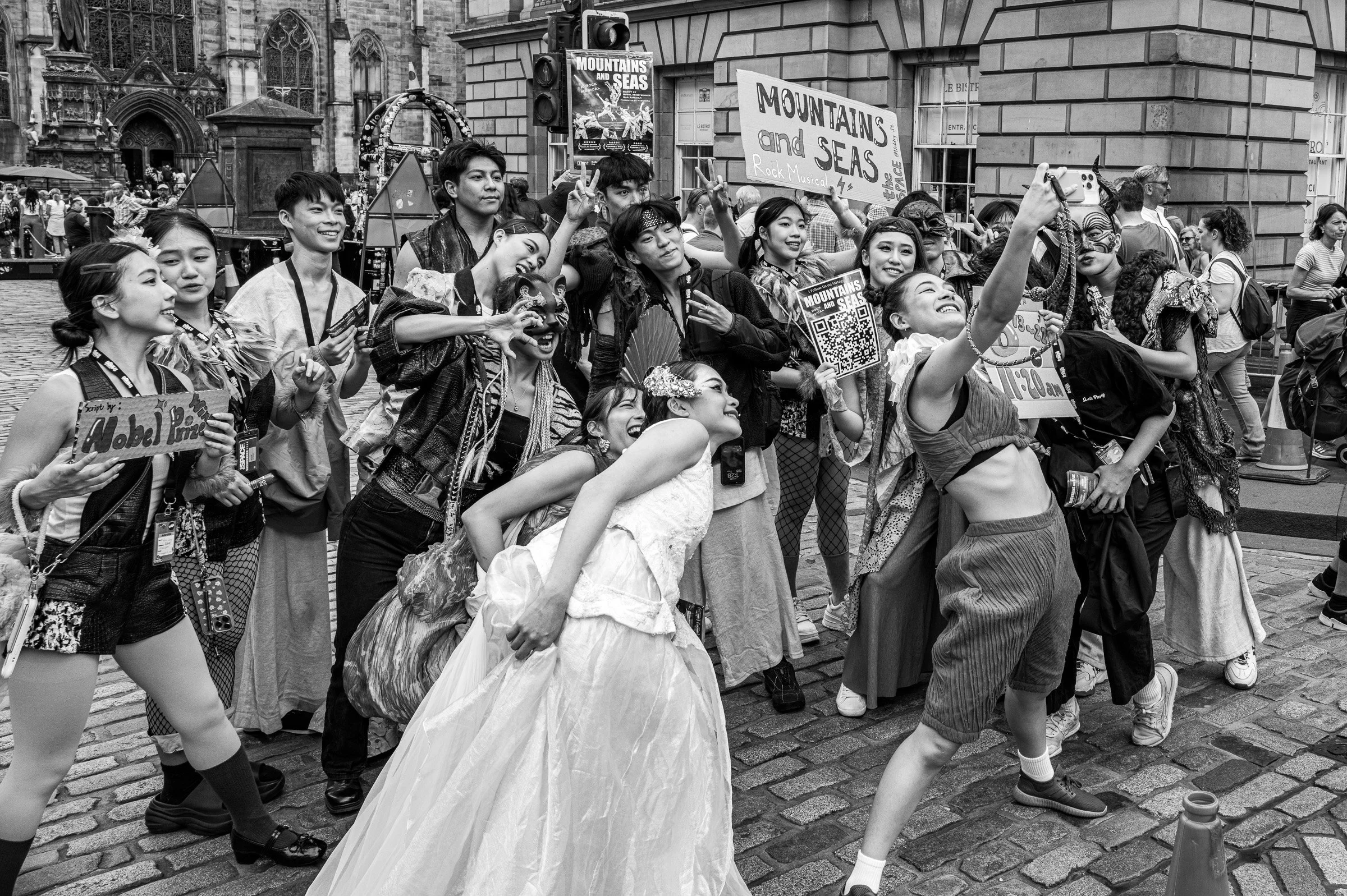 Mutual Sympathy And Social Bonds