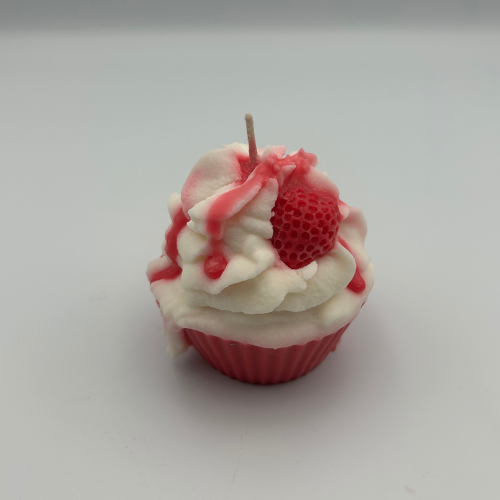 strawberry cupcake 1.png
