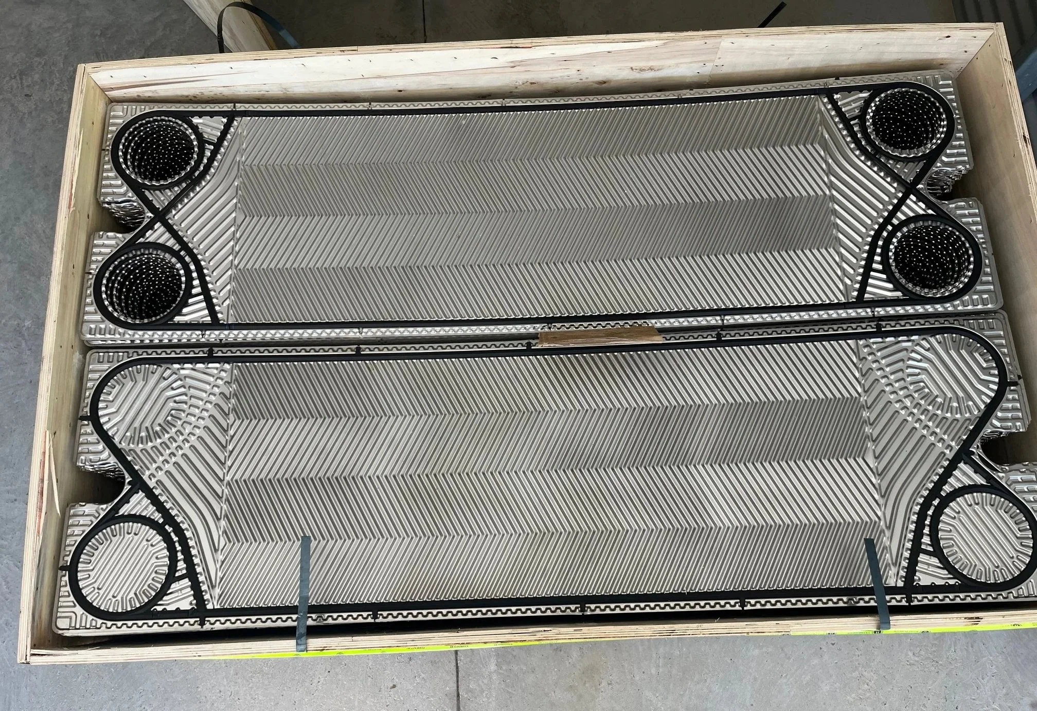 Gasketed plate heat exchanger plates