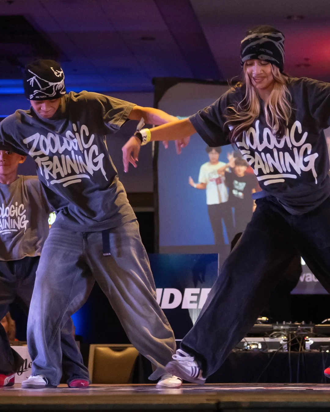 Knucklehead-Zoo Zoologic Shirt.jpg