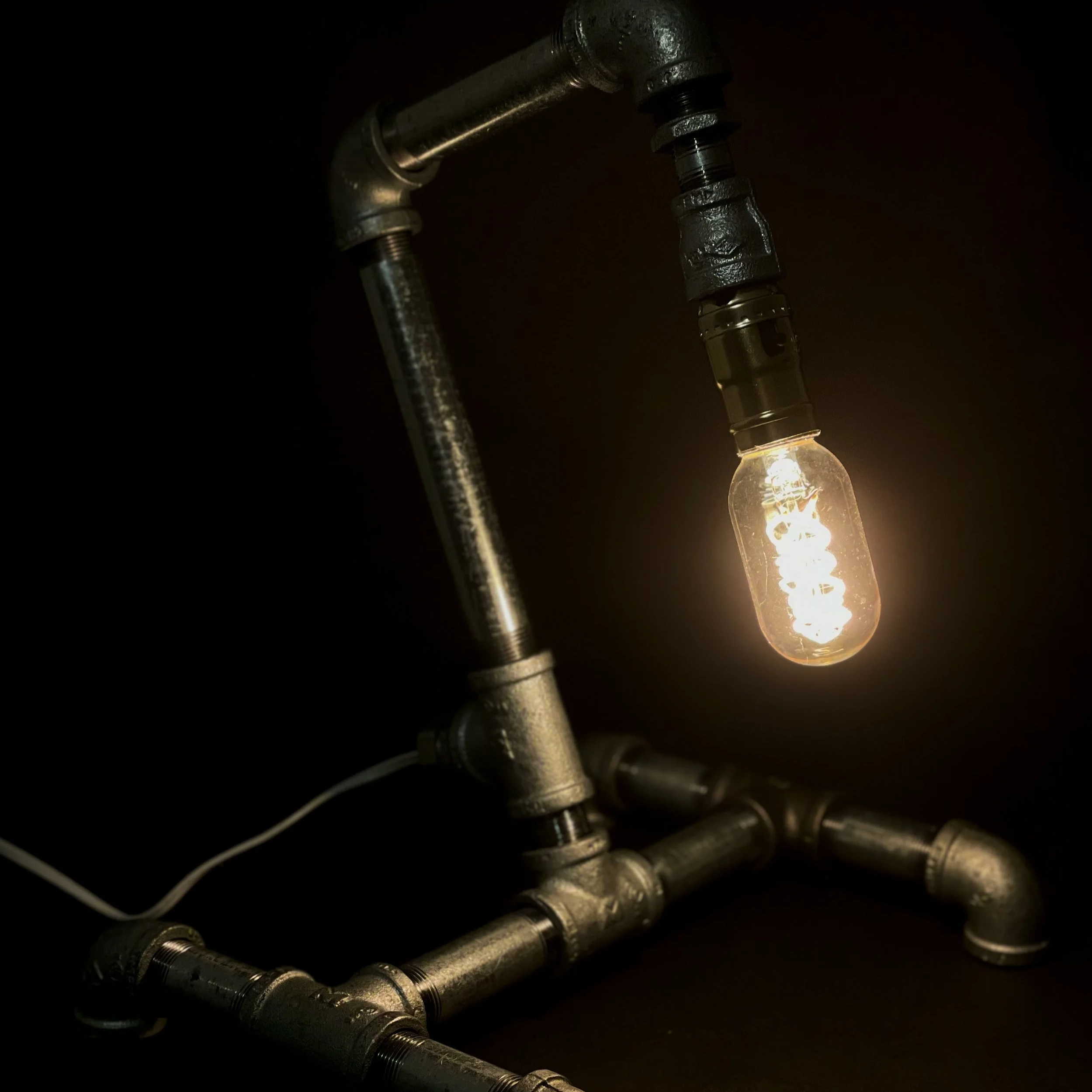 PIPE LAMP