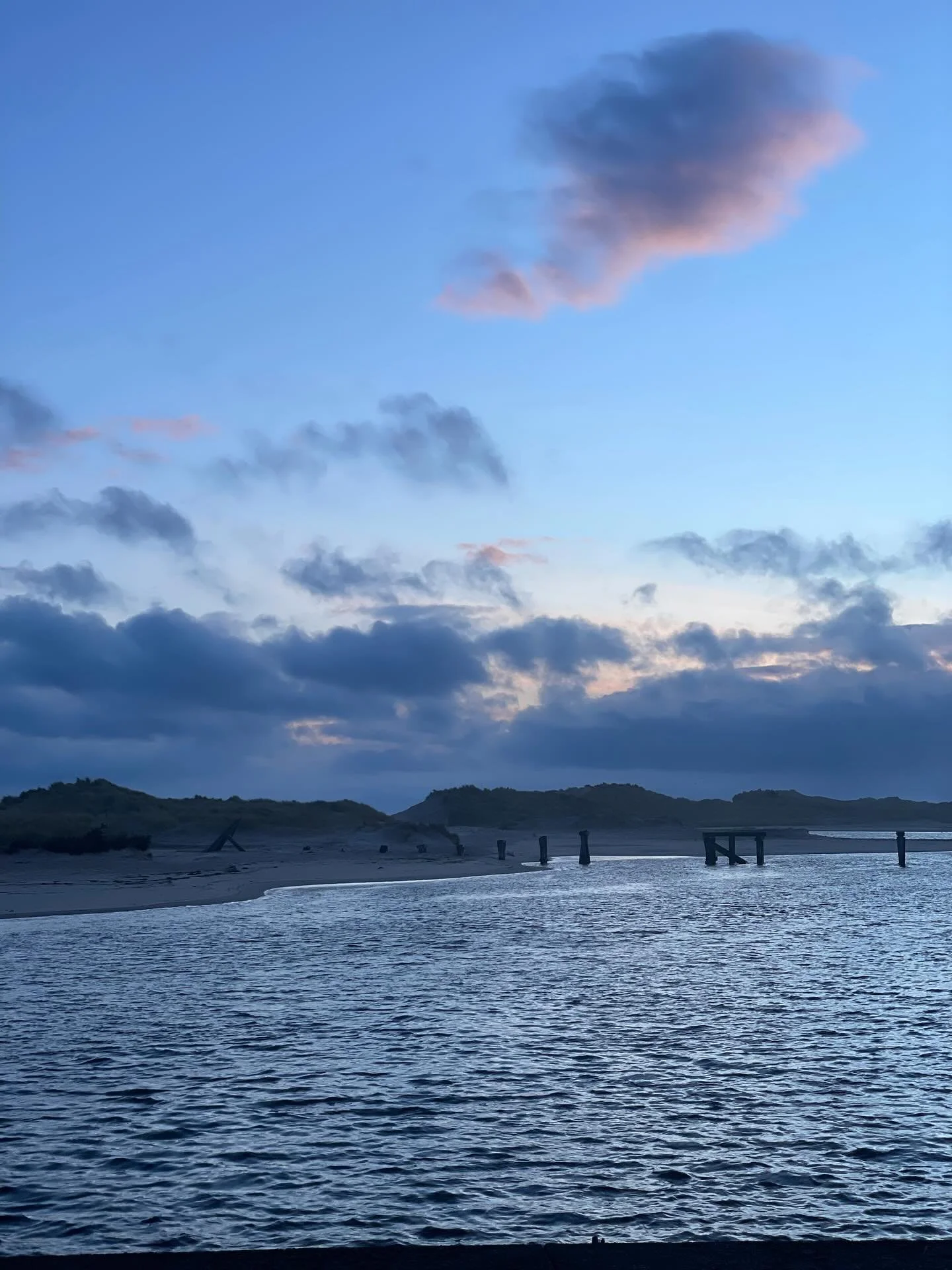 Winter shades of blue down at the water this morning 

#postcardsfromthehighlands #highlands #winter #sunrise #lifestyle
