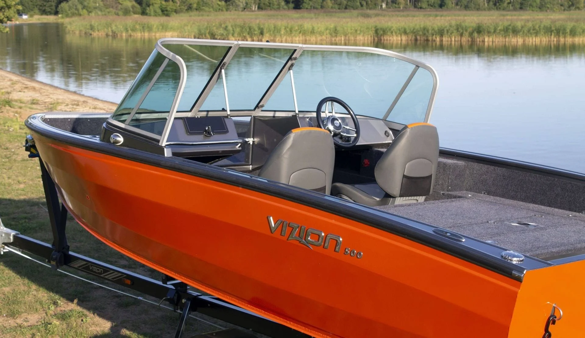vizion-boat-500-trailer-2838-f700c76e.jpeg