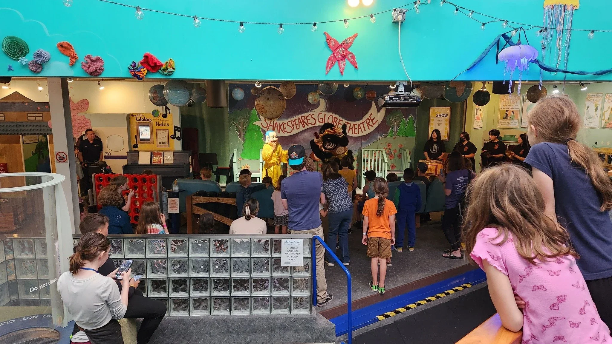 Phi Long Lion Dancers